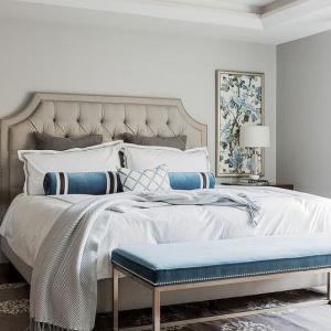 Флорални мотиви в морската спалня