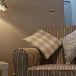 Класическо кресло за четене