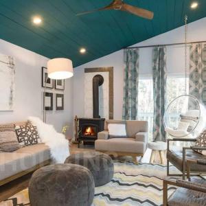 Таванът като акцент в дневната