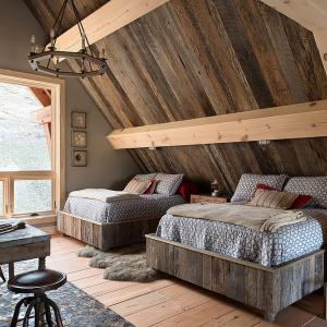 Таван от дърво