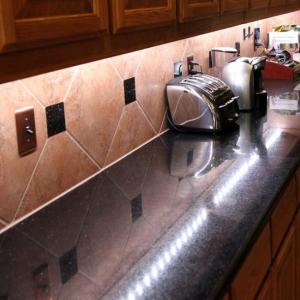 Акцентирайте с плотове с отразяваща повърхност