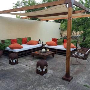 Практични и удобни за дома и градината