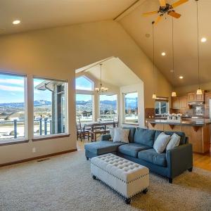 Внесете прохлада в дома с подходящия вентилатор