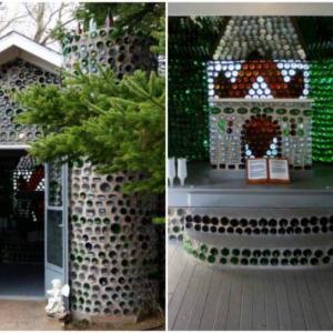 Параклисът от стъклени бутилки