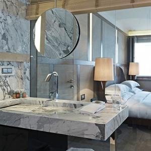 Какво трябва да знаем преди да обособим баня в спалнята?