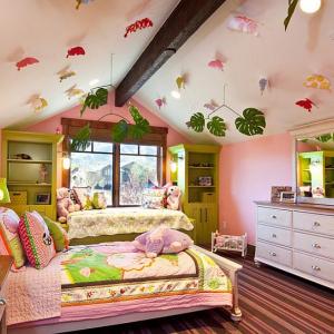 Пеперудена детска стая