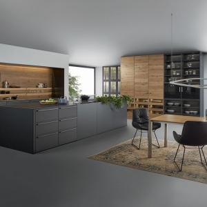 Кухненски остров в хола