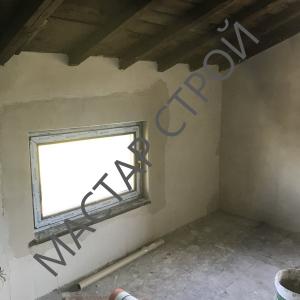 обръщане на прозорец и шпакловка с мрежа преди (фина шпакловка)