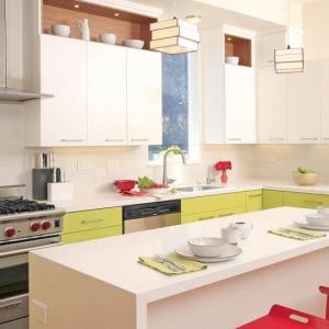 Повече цвят вместо повече декорация