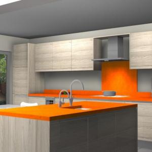 Оранжево е небето... оранжев съм и аз