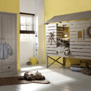 Детско лело Дървена къщичка в гората