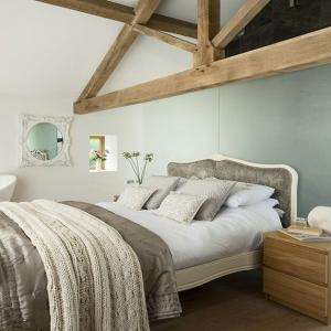 Изумителна рустик спалня