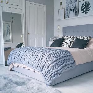Плетено одеяло за покривало на леглото
