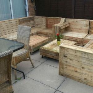 Голяма градинска мебел