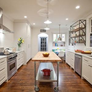 Кухненски остров на колелца