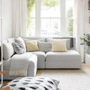 Места за съхранение на вещи в дневната