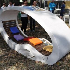 Зареждат се четири мобилни устройства едновременно