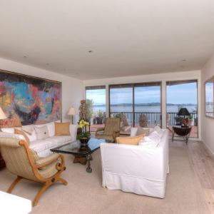 Приветлива и уютна дневна