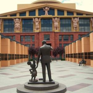 80-те години. Животът е цветен и прекрасен!