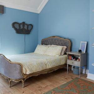 С функционални мебели малката спалня става голяма