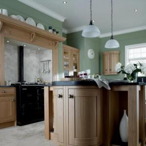 Модерна кухня от дъб