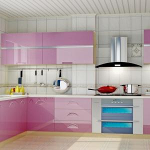 Нежен шепот в лилаво в минималистичната кухня