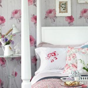 Флорални мотиви в обзавеждането
