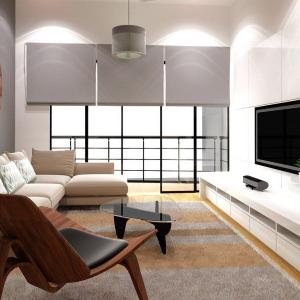 Осветлението в помещението е единствено от тавана