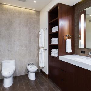 Съществува ли обаче алтернатива на класическите мебели от масив?