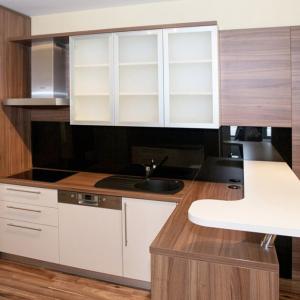 Сменете вратичките на мебелите или поне дръжките им