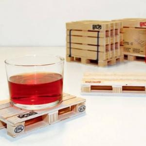 Оригинални поставки за чаши