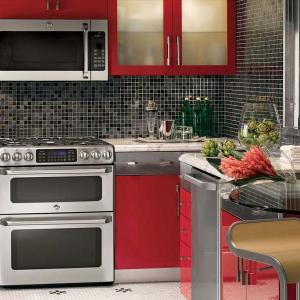 Как да интегрираме червеното в кухнята?