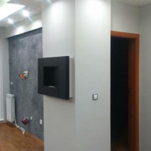 След монтаж на камина с биоетанол,на стената.