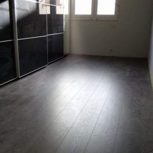 Монтаж на ламинат