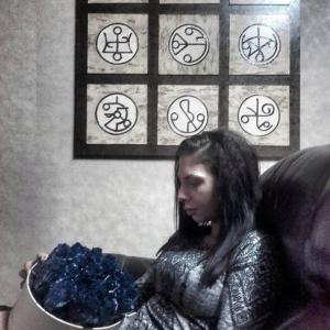 Ръчна изработка на рисувано пано с прабългарски оренди