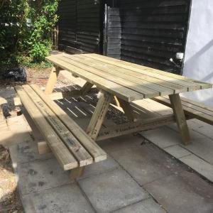 Пикник маса