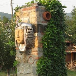 антична колона с неръждаема пластика