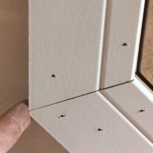 Изграждане на врати от мдф за надстълбищен гардероб