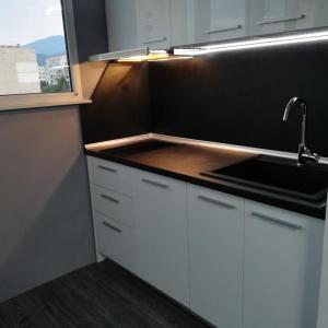 КУХНЯ "МЛАДОСТ 3"