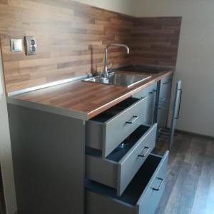 КУХНЯ "МАКСИ"