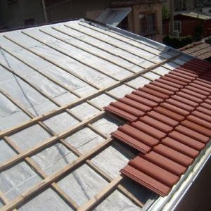 Нареждане на нови керамиди