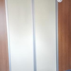 изработка на гардероб