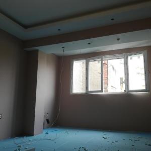 Хол е панелен блок