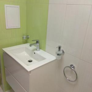 Баня (зелена)