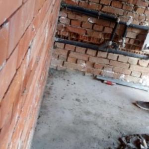 Тухлена стена