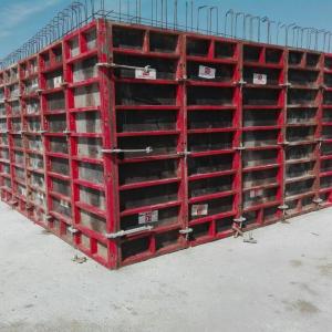 Груб строеж