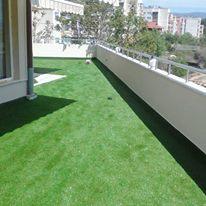 изкуствена трева