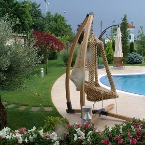 еднофамилна къща