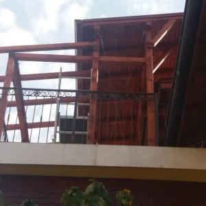 Изграждане навес на открита тераса