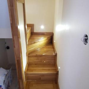 Направа на английско дъбово стълбище